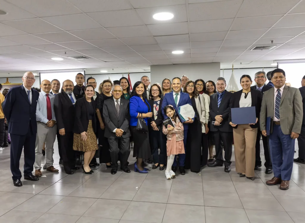 noti-051225-02-faest-famed