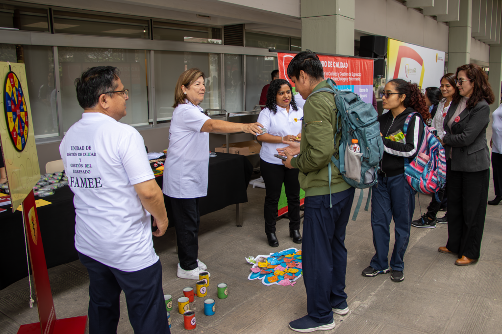 noti-171125-04-famee